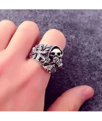 Bague motard - Tête de mort gothique (Argent) chez Cornerstreet bien 