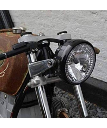 Phare clignotant Café RAcer est présent 